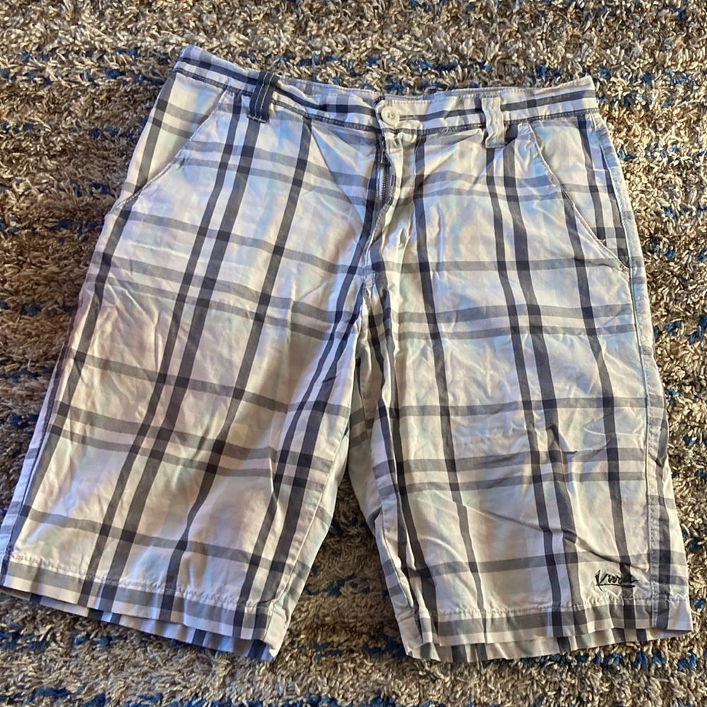 Mens 32W Cargo/Active Shorts